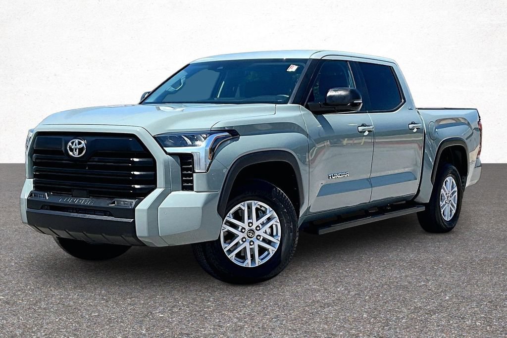 Used 2024 Toyota Tundra SR5 w/ SR5 Premium Package AWD/4WD image 4