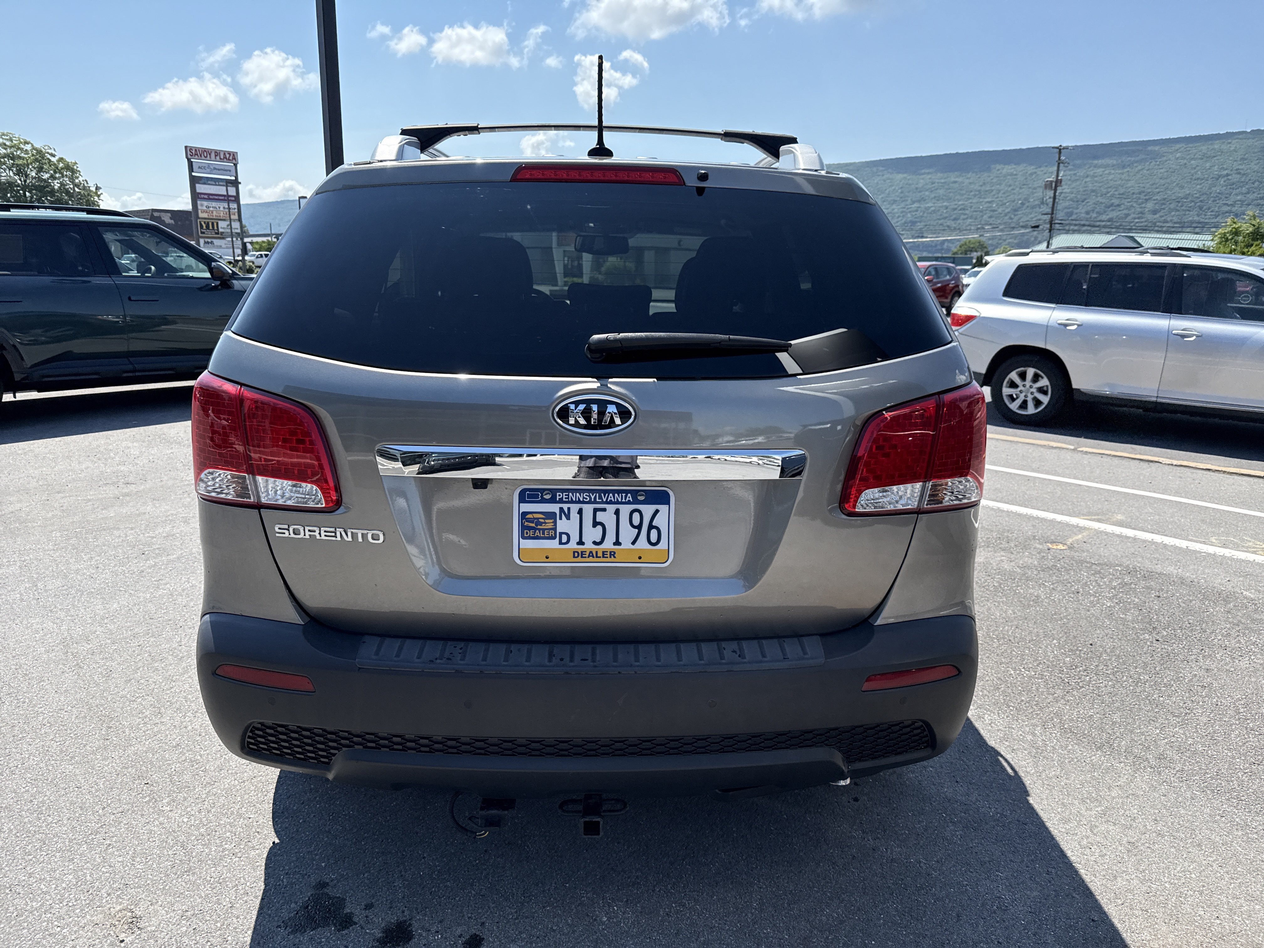 Used 2012 Kia Sorento LX w/ Convenience Pkg AWD/4WD image 4