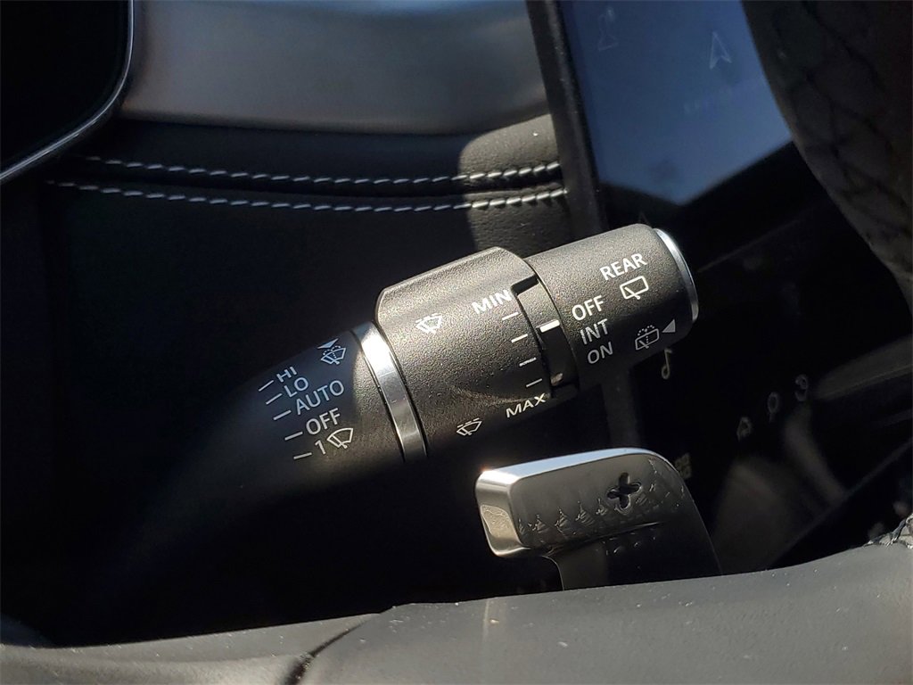 New 2025 Jaguar F-PACE R-Dynamic S image 19