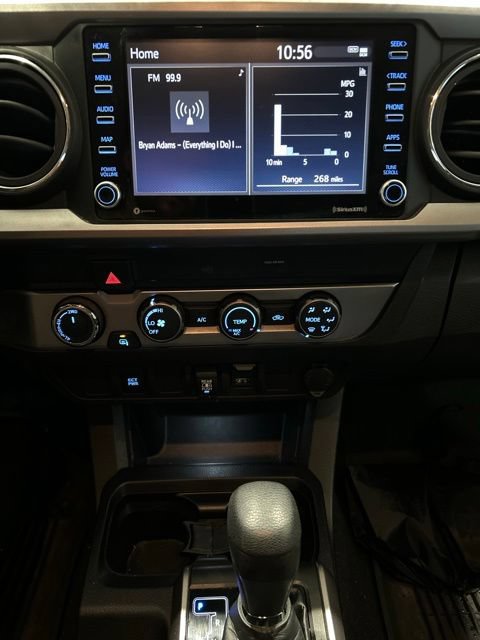 Used 2020 Toyota Tacoma SR5 AWD/4WD image 11