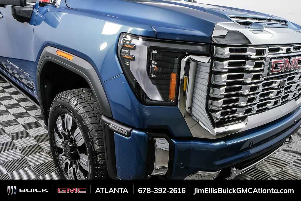 New 2026 GMC Sierra 2500 Denali w/ Denali Reserve Package image 35