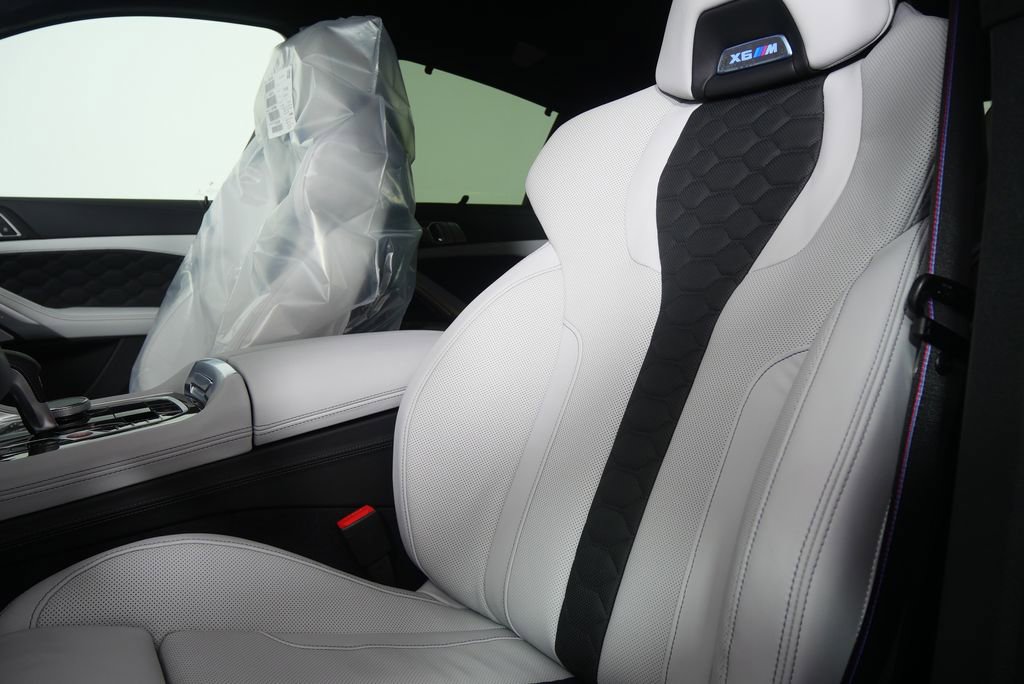 New 2026 BMW X6 M Competition w/ Executive Package image 13