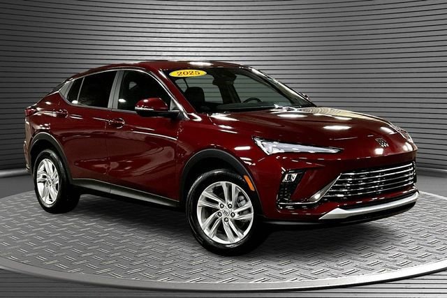 Certified 2025 Buick Envista Preferred w/ Convenience I Package image 3