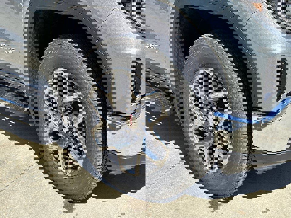 Used 2026 GMC Sierra 1500 SLT w/ SLT Premium Plus Package image 6