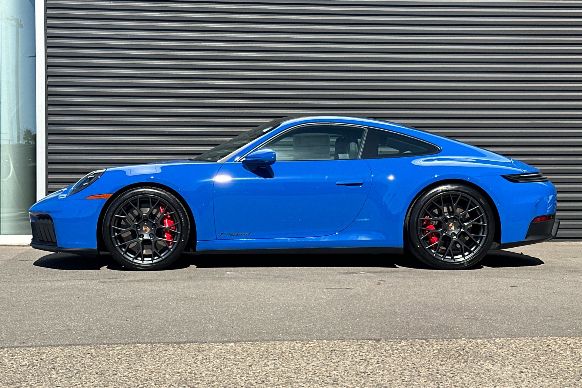 New 2026 Porsche 911 Carrera GTS image 2