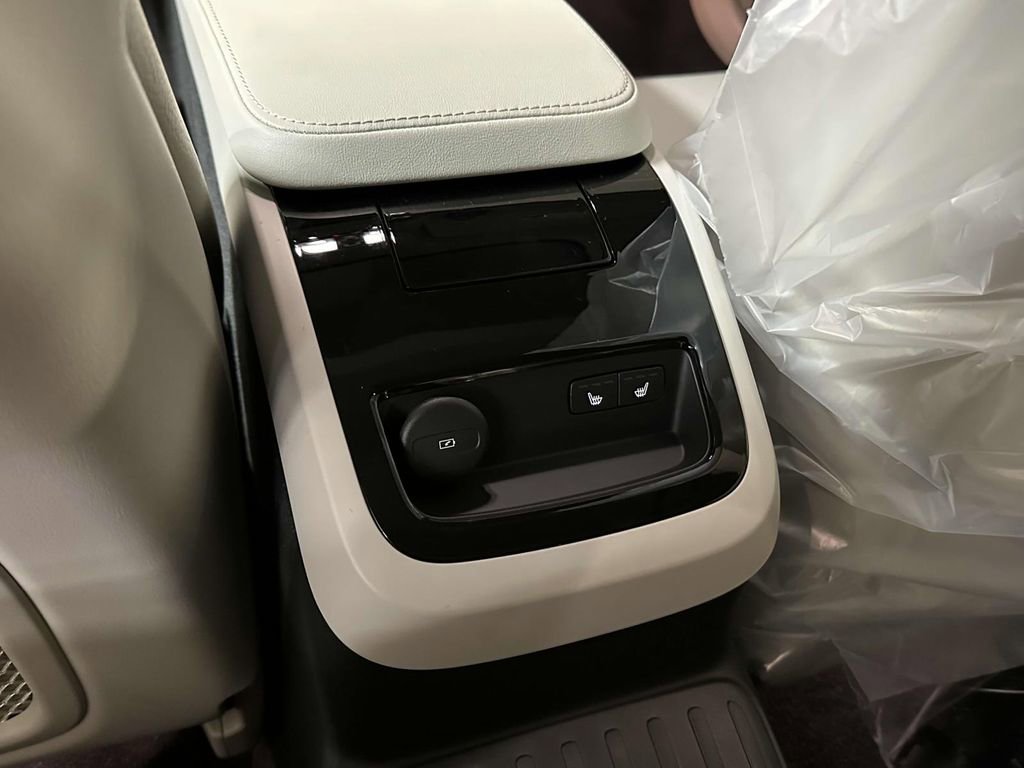 Certified 2024 Volvo S60 T8 Plus w/ Climate Package image 14