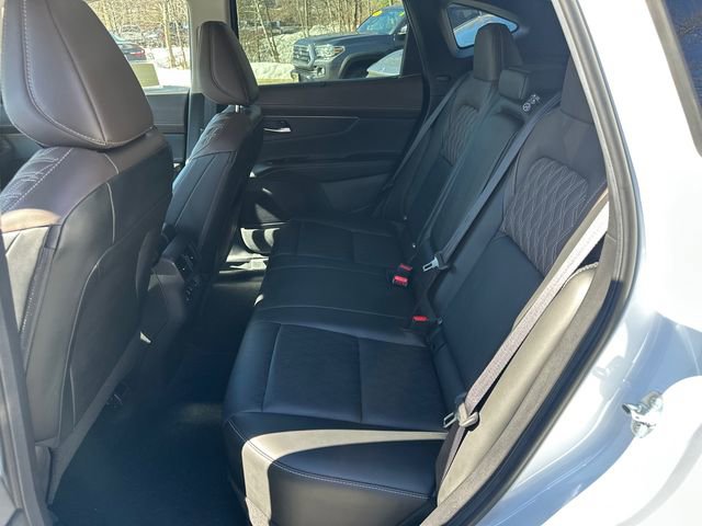 Used 2025 Nissan Murano Platinum w/ Cargo Package image 14