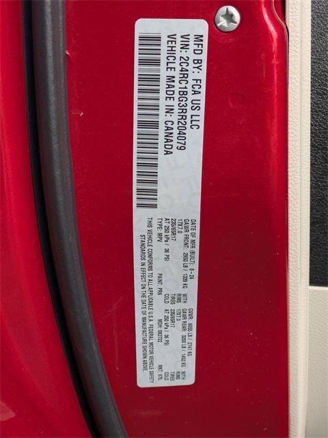 Certified 2024 Chrysler Pacifica Touring-L image 32