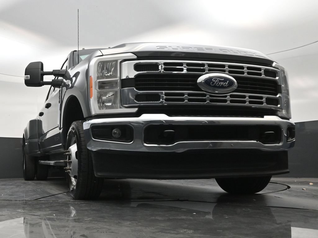 Used 2023 Ford F350 XLT w/ Camper Package AWD/4WD image 25