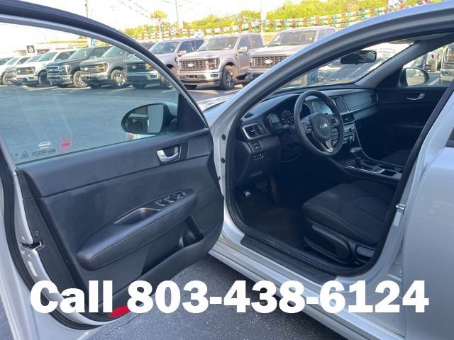 Used 2018 Kia Optima LX w/ 17" Alloy Wheels Package image 4