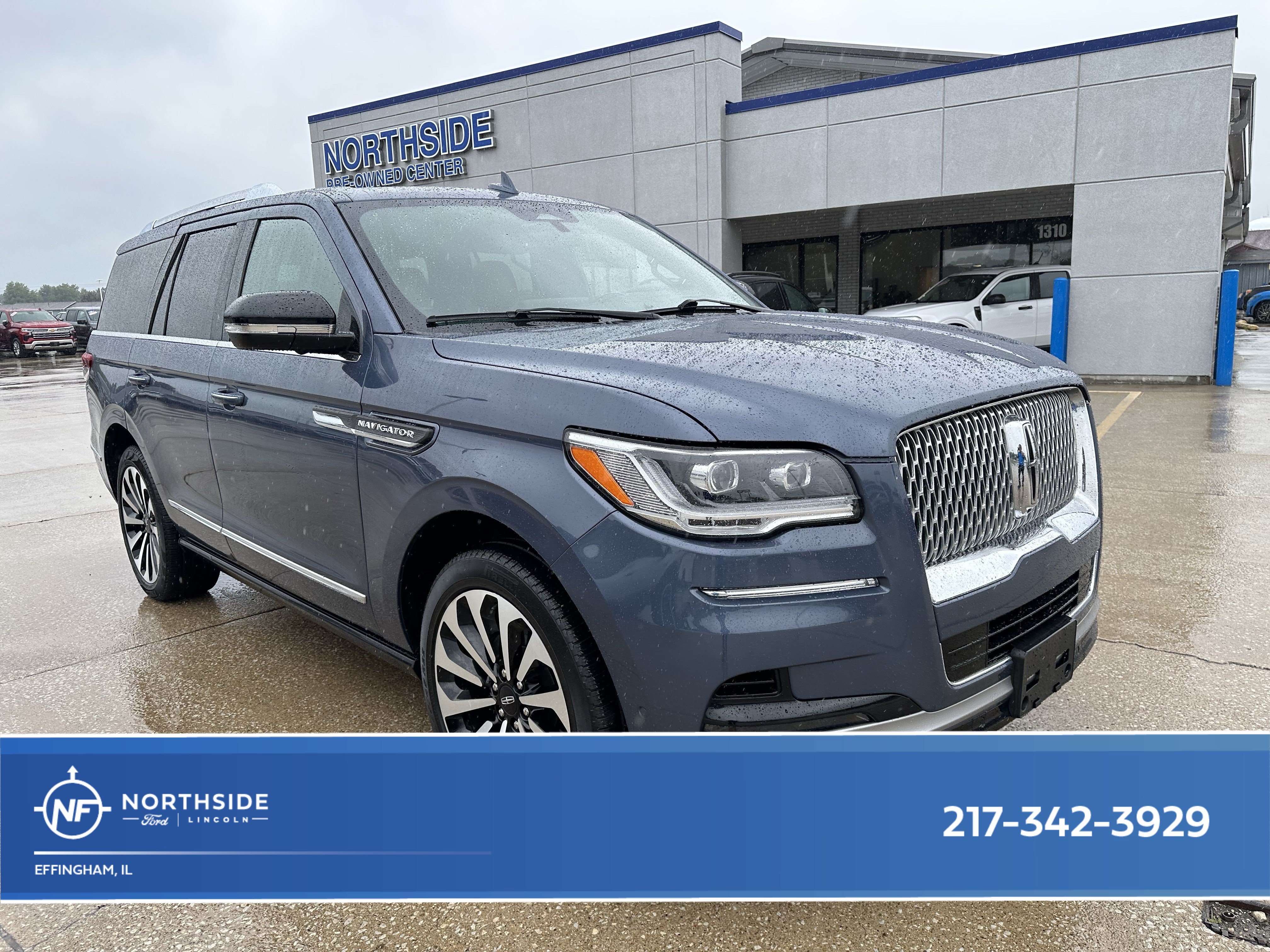 Used 2023 Lincoln Navigator Reserve AWD/4WD video 1