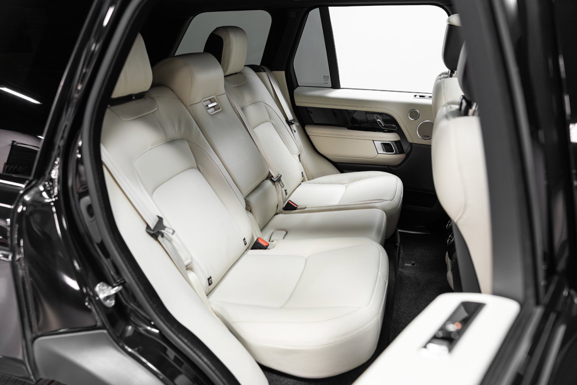 Used 2021 Land Rover Range Rover Westminster Edition image 23