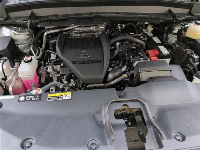 Certified 2025 Toyota Grand Highlander AWD image 24