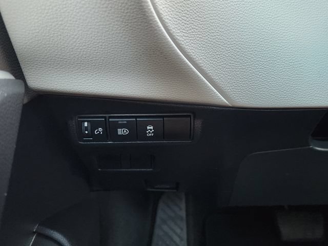 Used 2026 Toyota Corolla Cross L FWD image 22