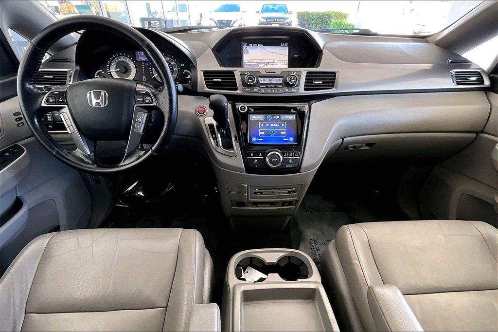 Used 2014 Honda Odyssey Touring image 7