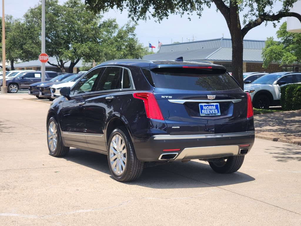Used 2017 Cadillac XT5 Platinum AWD/4WD image 7