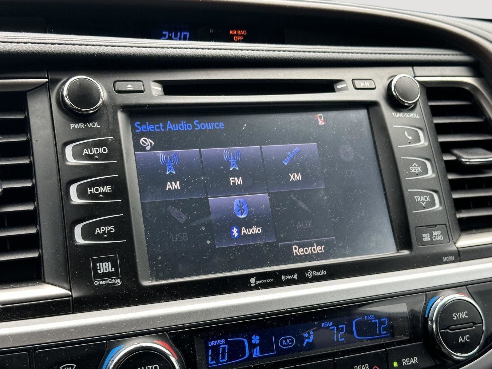 Used 2019 Toyota Highlander Limited Platinum AWD/4WD image 12