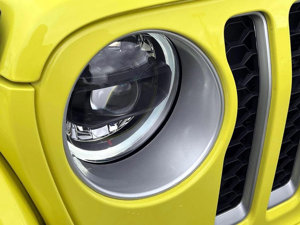 Used 2023 Jeep Wrangler Unlimited Sahara image 8