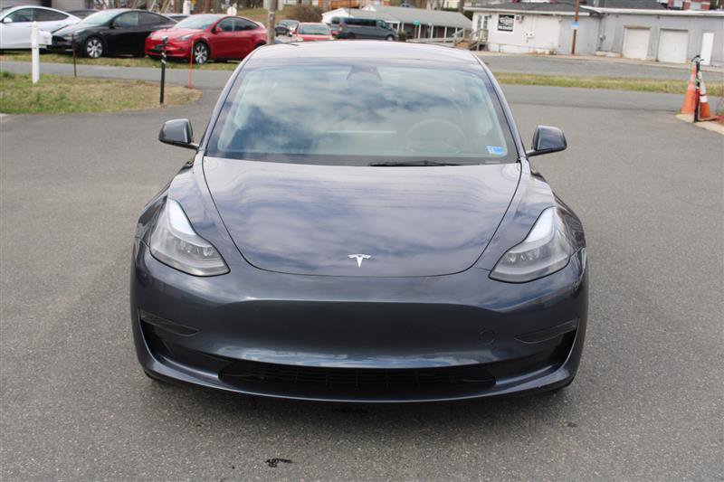 Used 2023 Tesla Model 3 Standard Range image 3