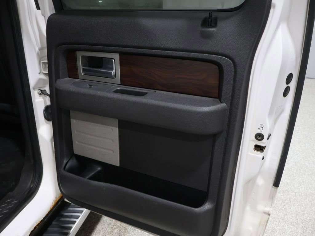 Used 2012 Ford F150 Lariat w/ Lariat Chrome Pkg image 19