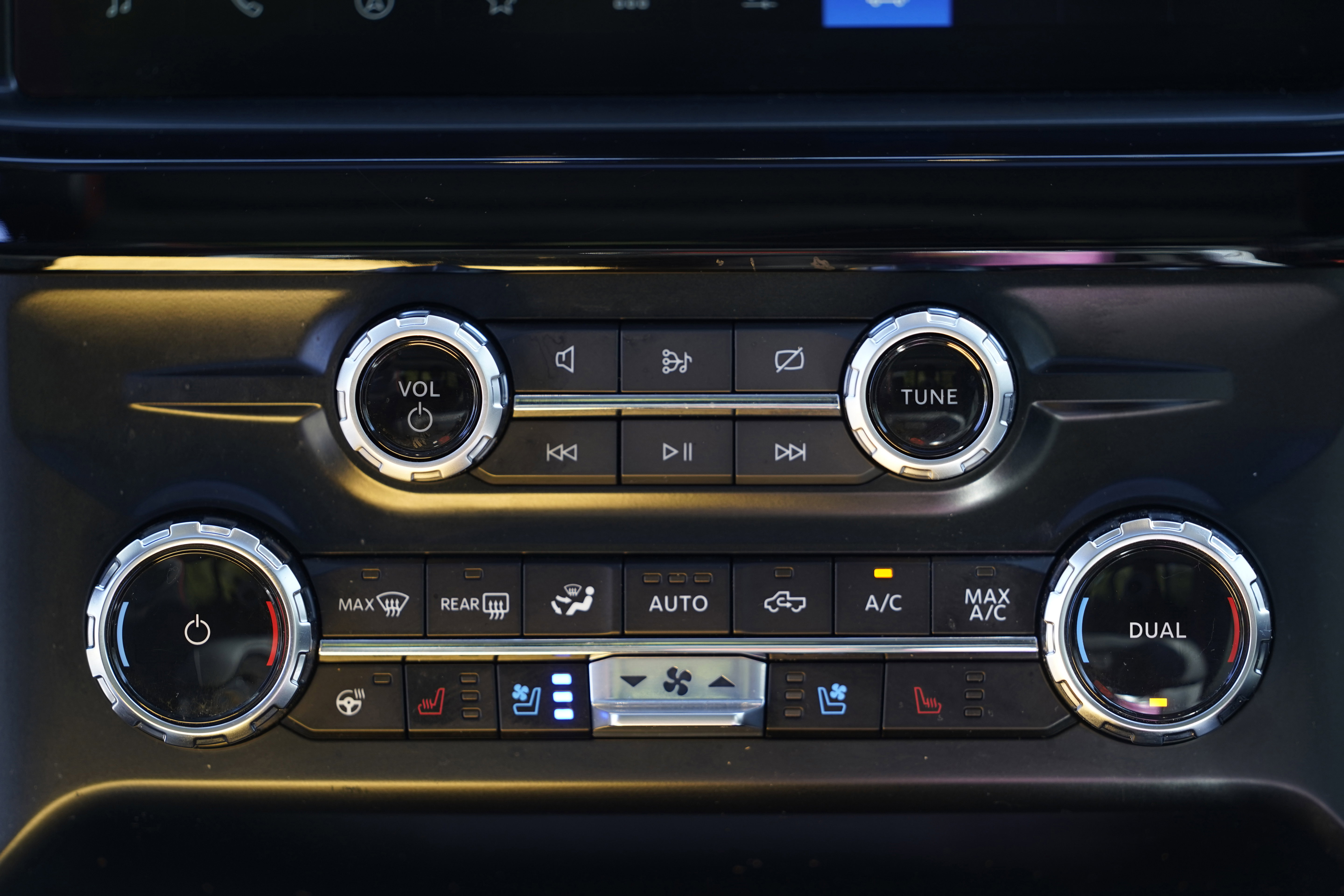 Used 2023 Ford F250 Lariat w/ Lariat Ultimate Package image 35