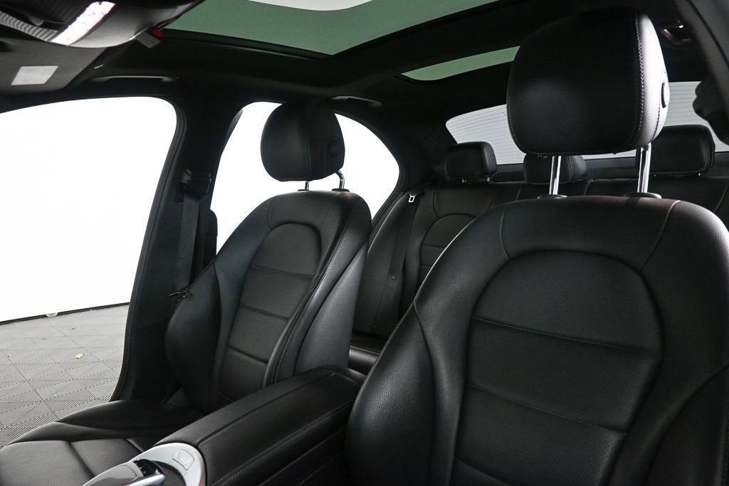 Certified 2019 Mercedes-Benz C 300 4MATIC Sedan image 5
