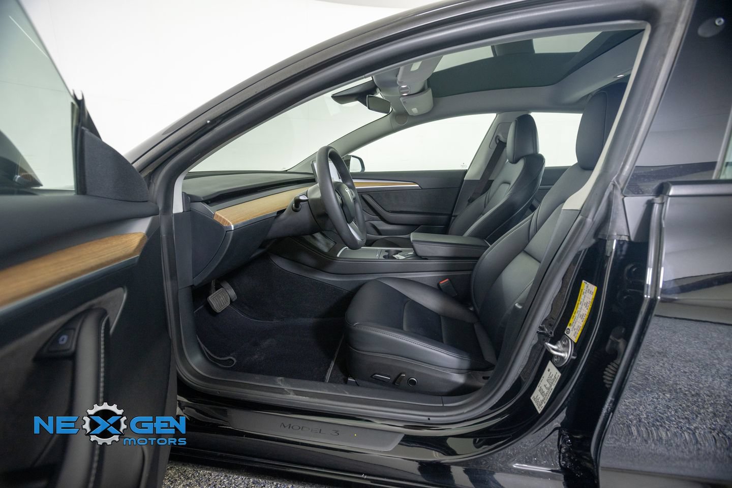 Used 2023 Tesla Model 3 Long Range AWD/4WD image 12