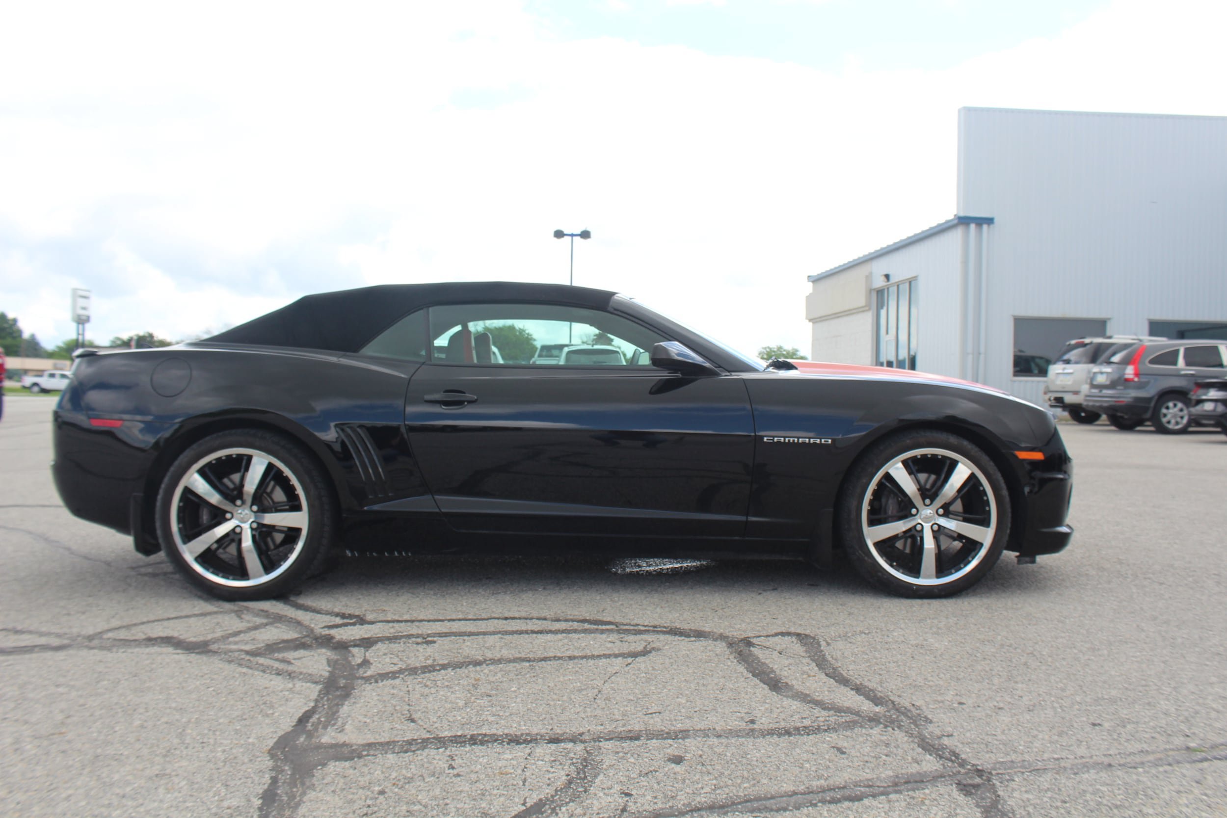 Used 2011 Chevrolet Camaro SS RWD image 4