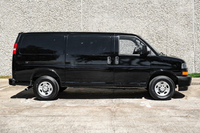 Used 2021 Chevrolet Express 2500 w/ Driver Convenience Package image 9