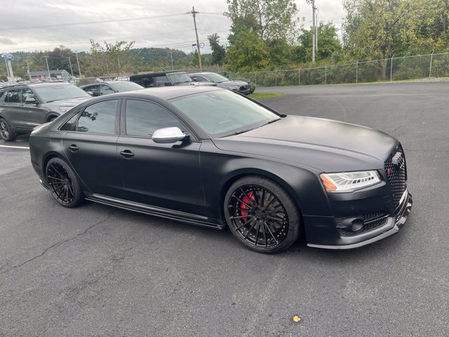Used 2015 Audi S8 AWD/4WD image 4