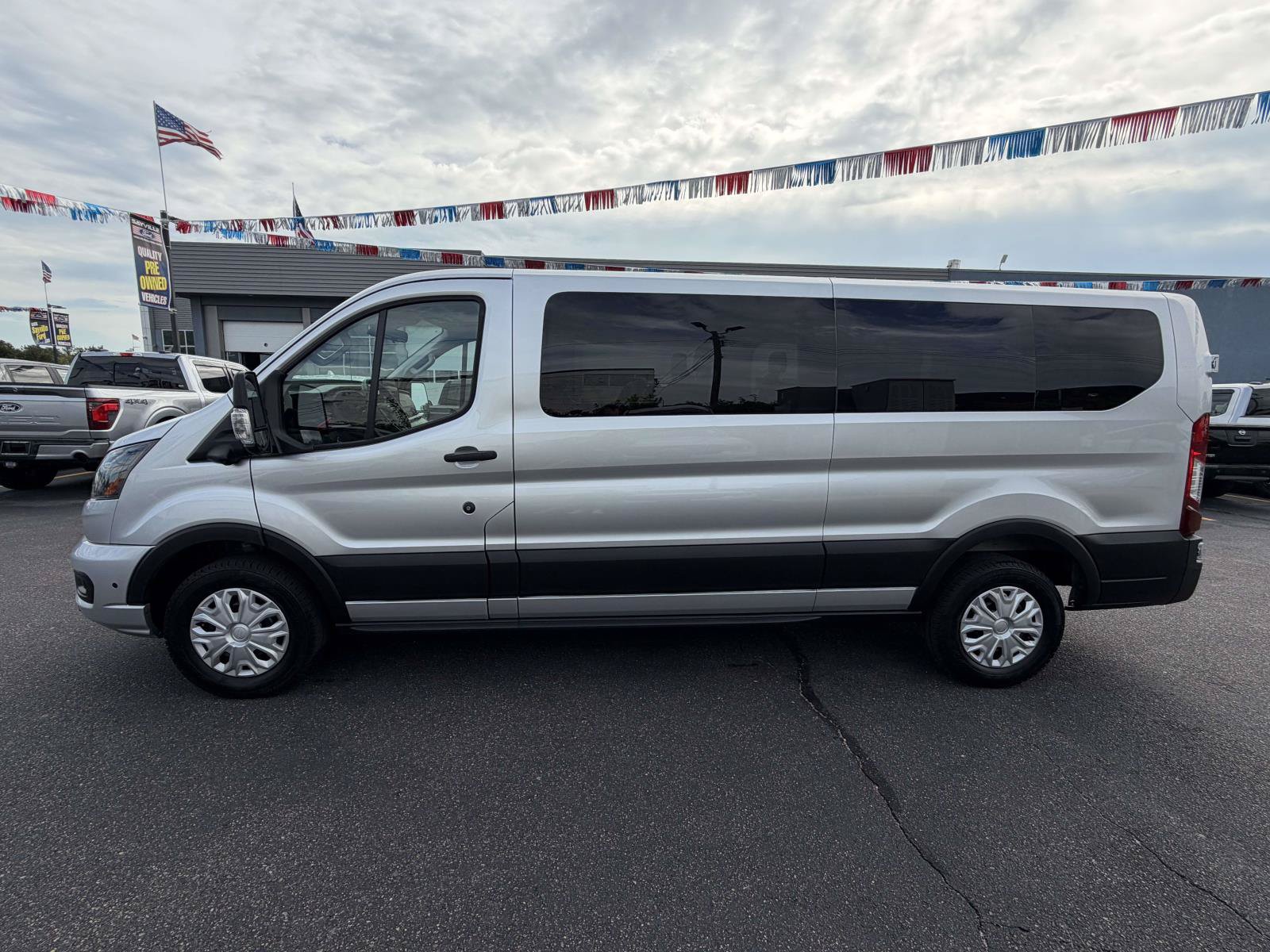 Used 2026 Ford Transit 350 XLT RWD image 9