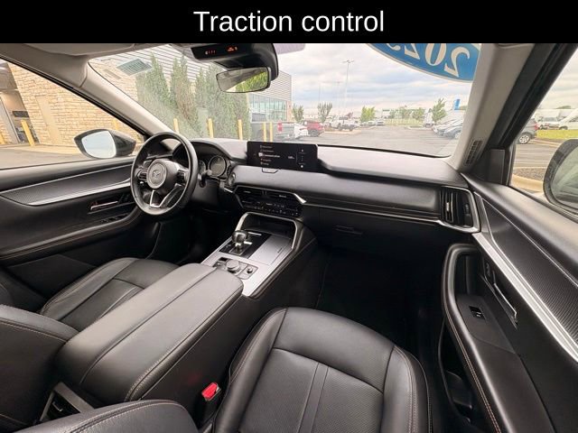 Used 2025 MAZDA CX-70 3.3 Turbo w/ Preferred Package AWD/4WD image 16