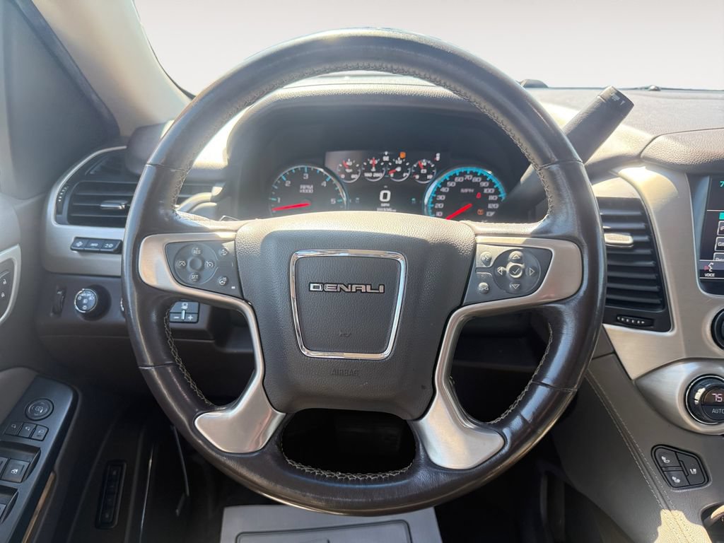 Used 2019 GMC Yukon Denali w/ Denali Ultimate Package AWD/4WD image 12