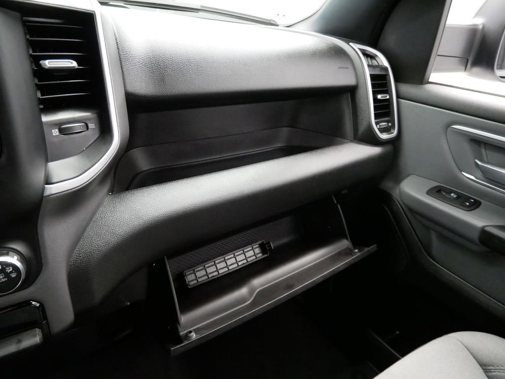 Certified 2022 RAM 1500 Big Horn image 40