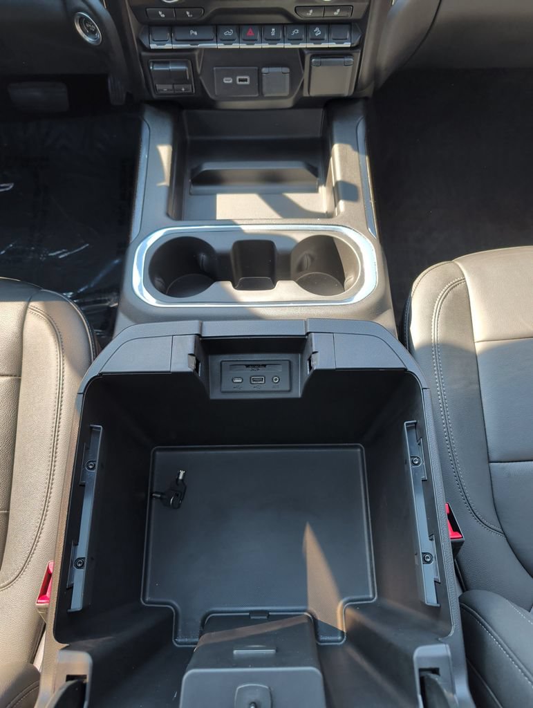 Used 2022 Chevrolet Silverado 1500 LT Trail Boss w/ LT Trail Boss Premium Package AWD/4WD image 31