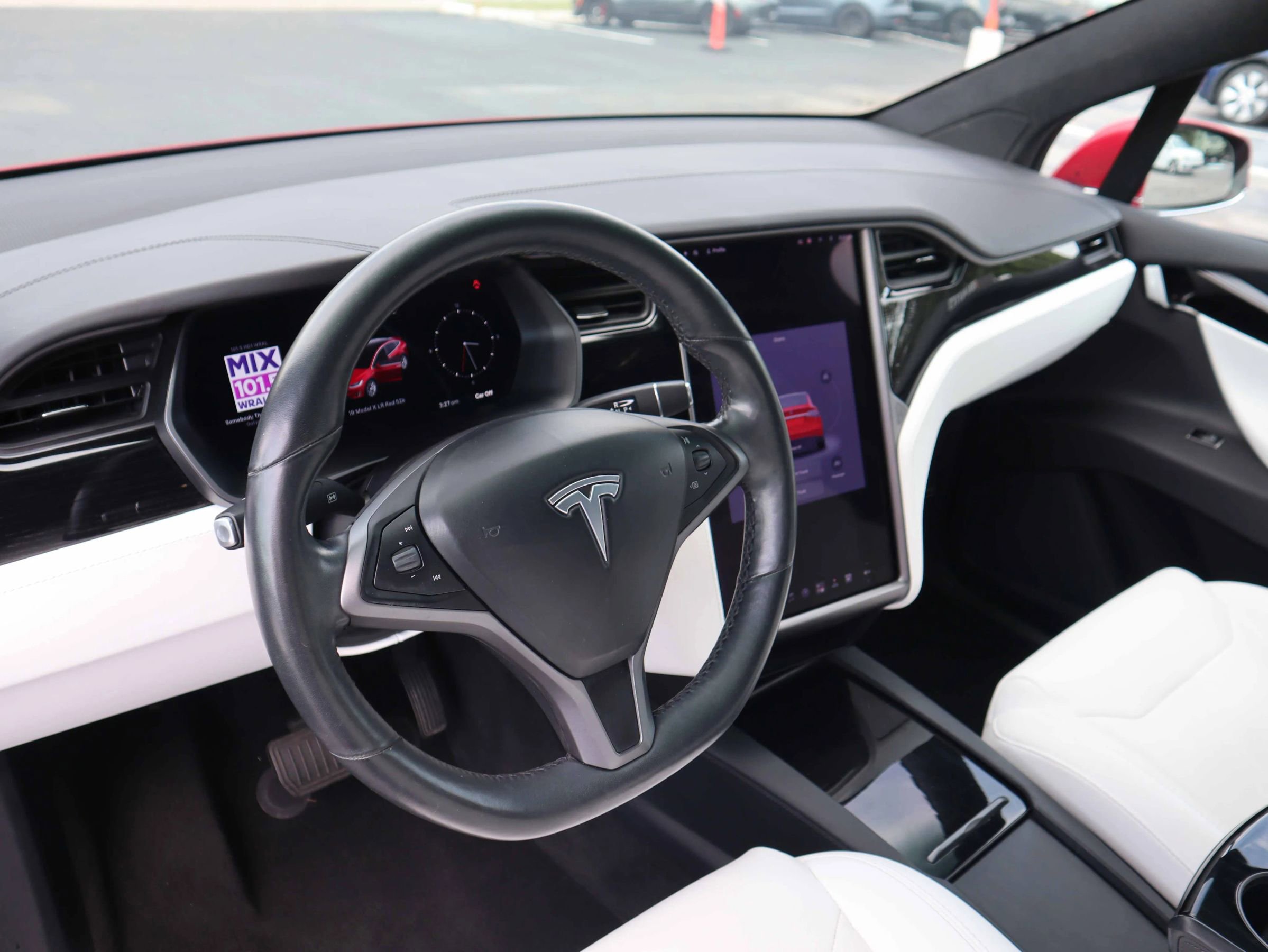 Used 2019 Tesla Model X Long Range AWD/4WD image 21