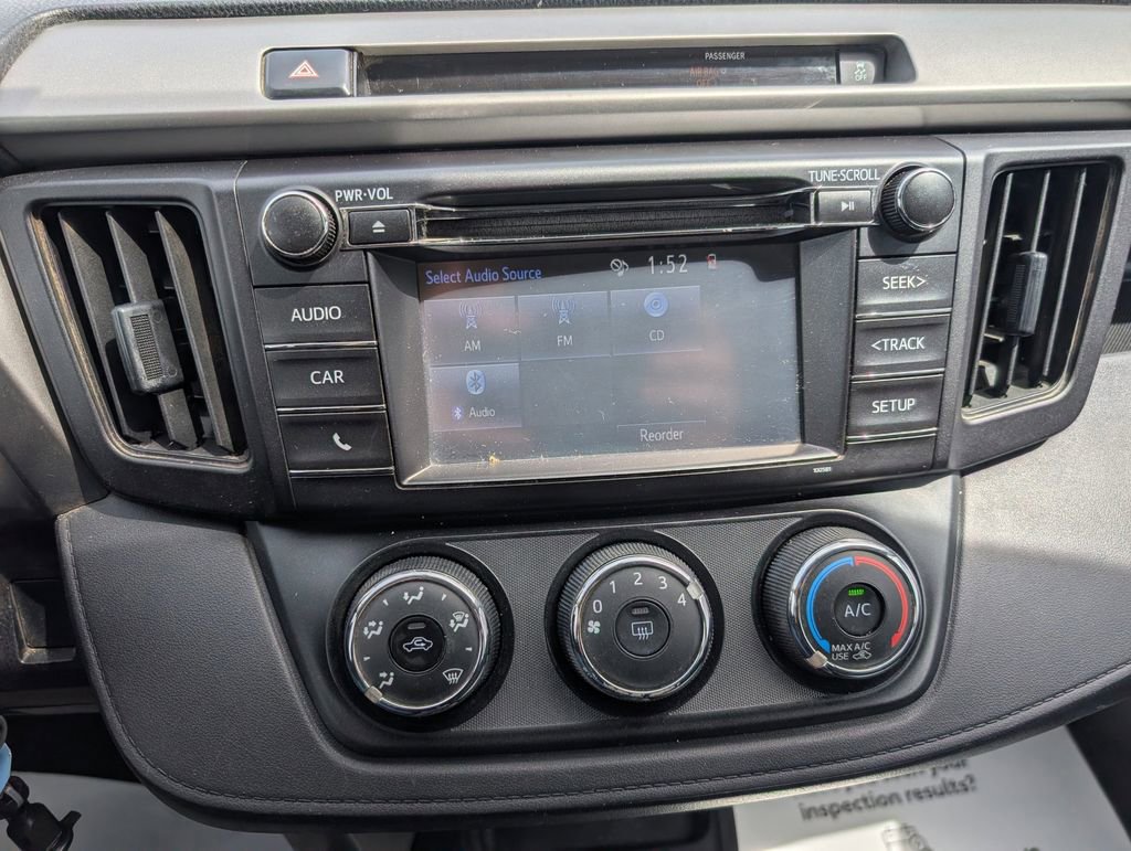 Used 2016 Toyota RAV4 LE image 13