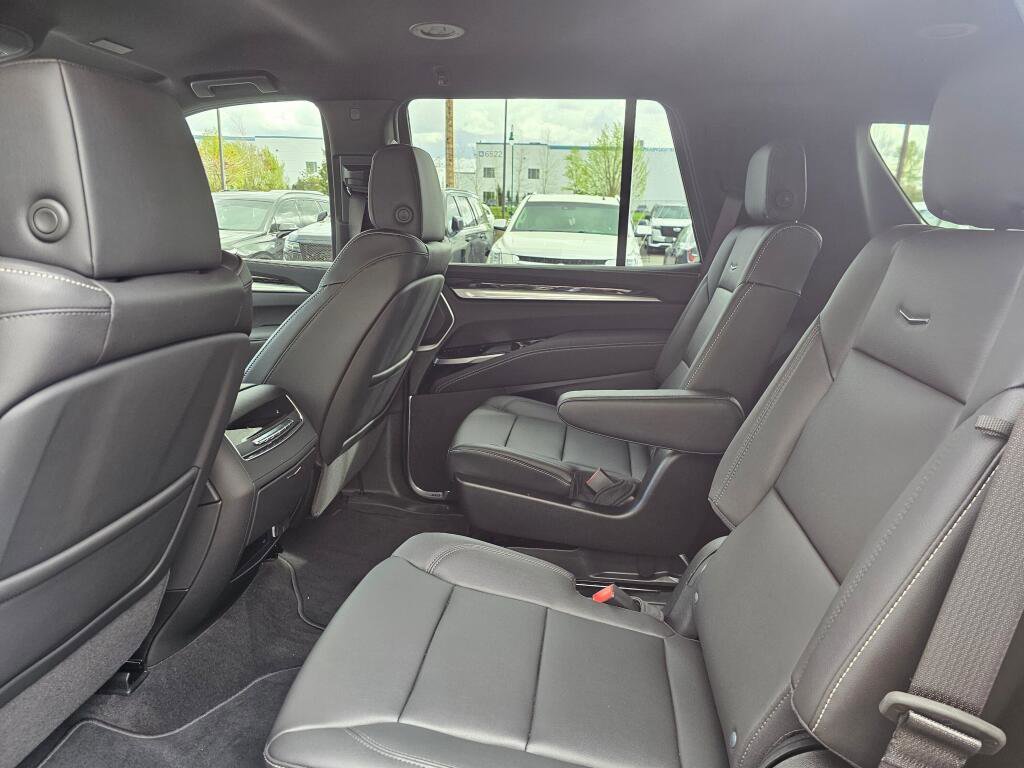 New 2026 Cadillac Escalade 4WD image 18