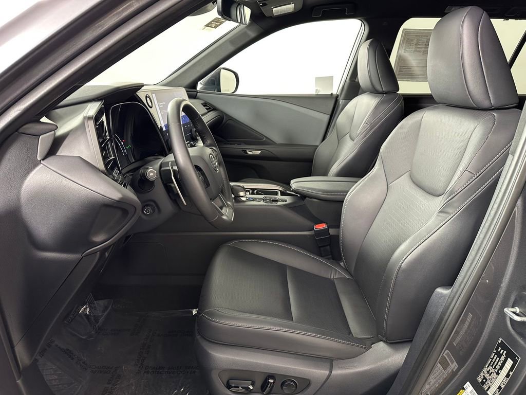 Used 2024 Lexus TX 350 AWD w/ Cold Weather Package image 17