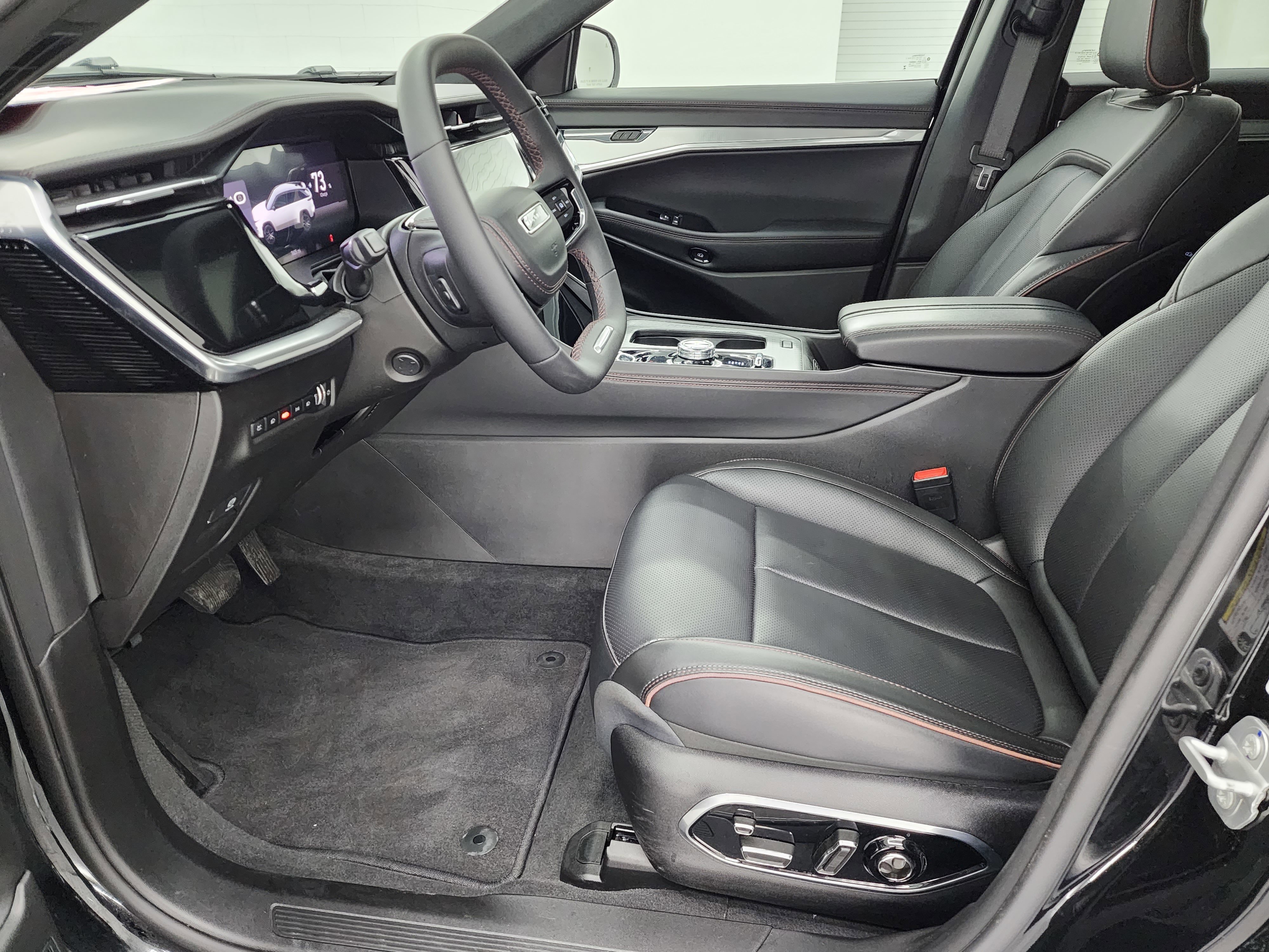 Used 2024 Jeep Wagoneer Launch Edition image 7