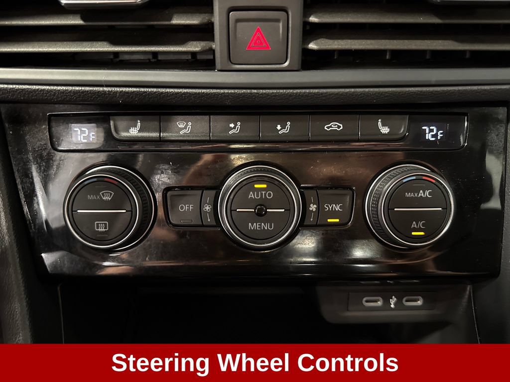 Used 2024 Volkswagen Jetta SE FWD image 15