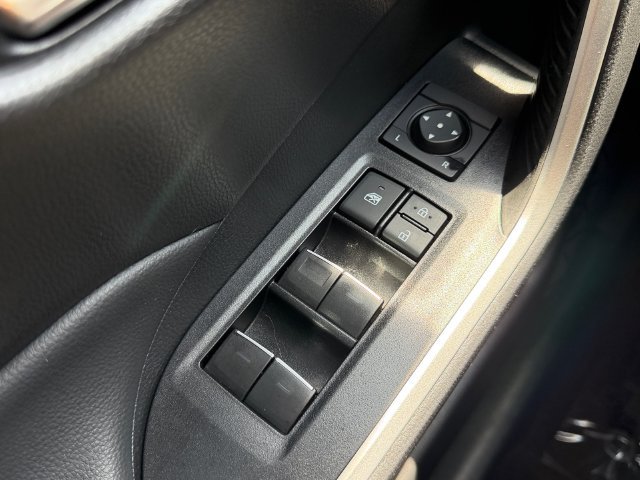 Used 2022 Toyota RAV4 XLE Premium FWD image 29
