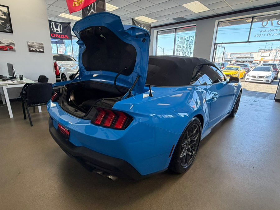 Used 2024 Ford Mustang GT Premium w/ GT Performance Package RWD image 48