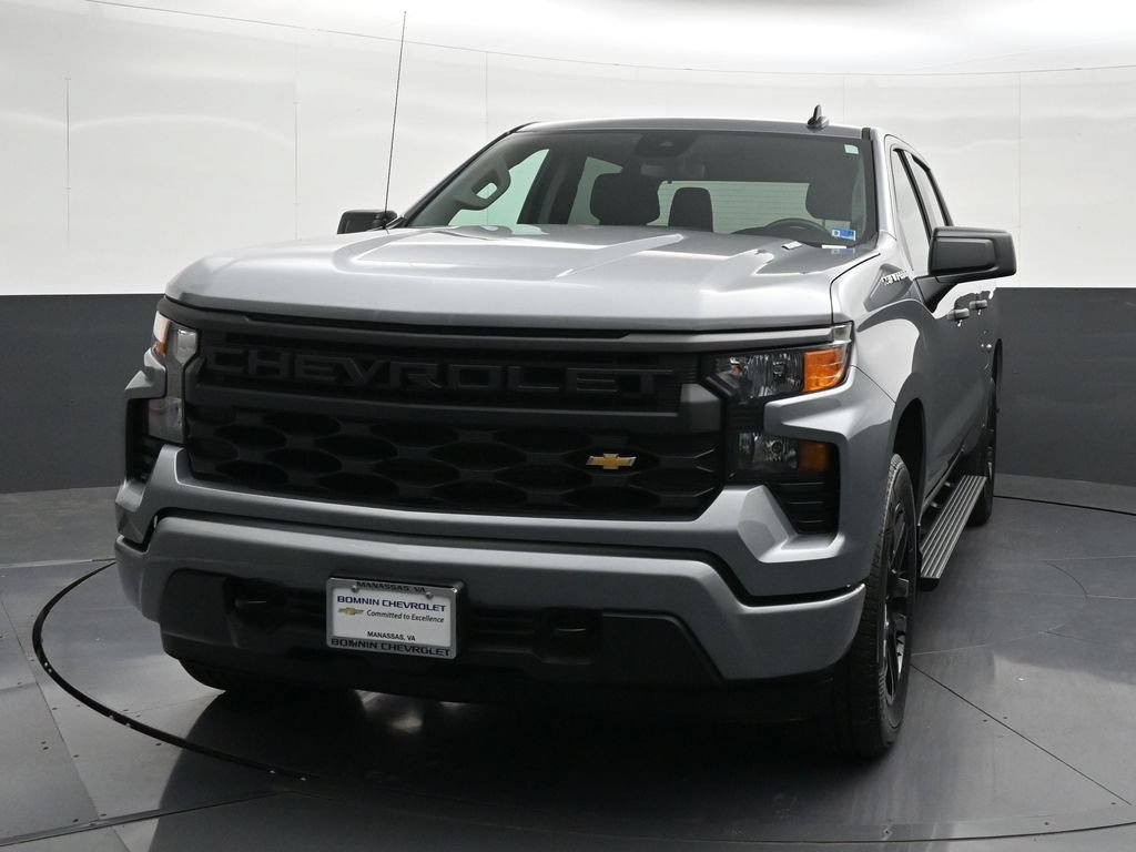 Certified 2025 Chevrolet Silverado 1500 Custom RWD image 8