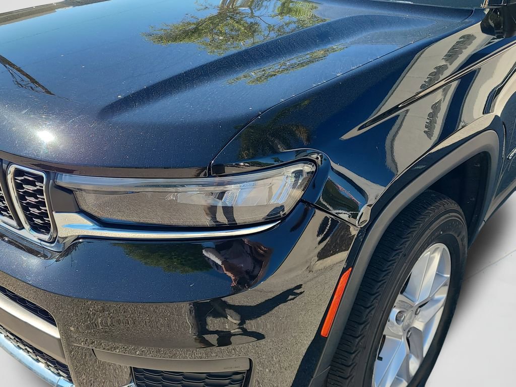 Used 2021 Jeep Grand Cherokee L Laredo w/ Luxury Tech Group I image 28