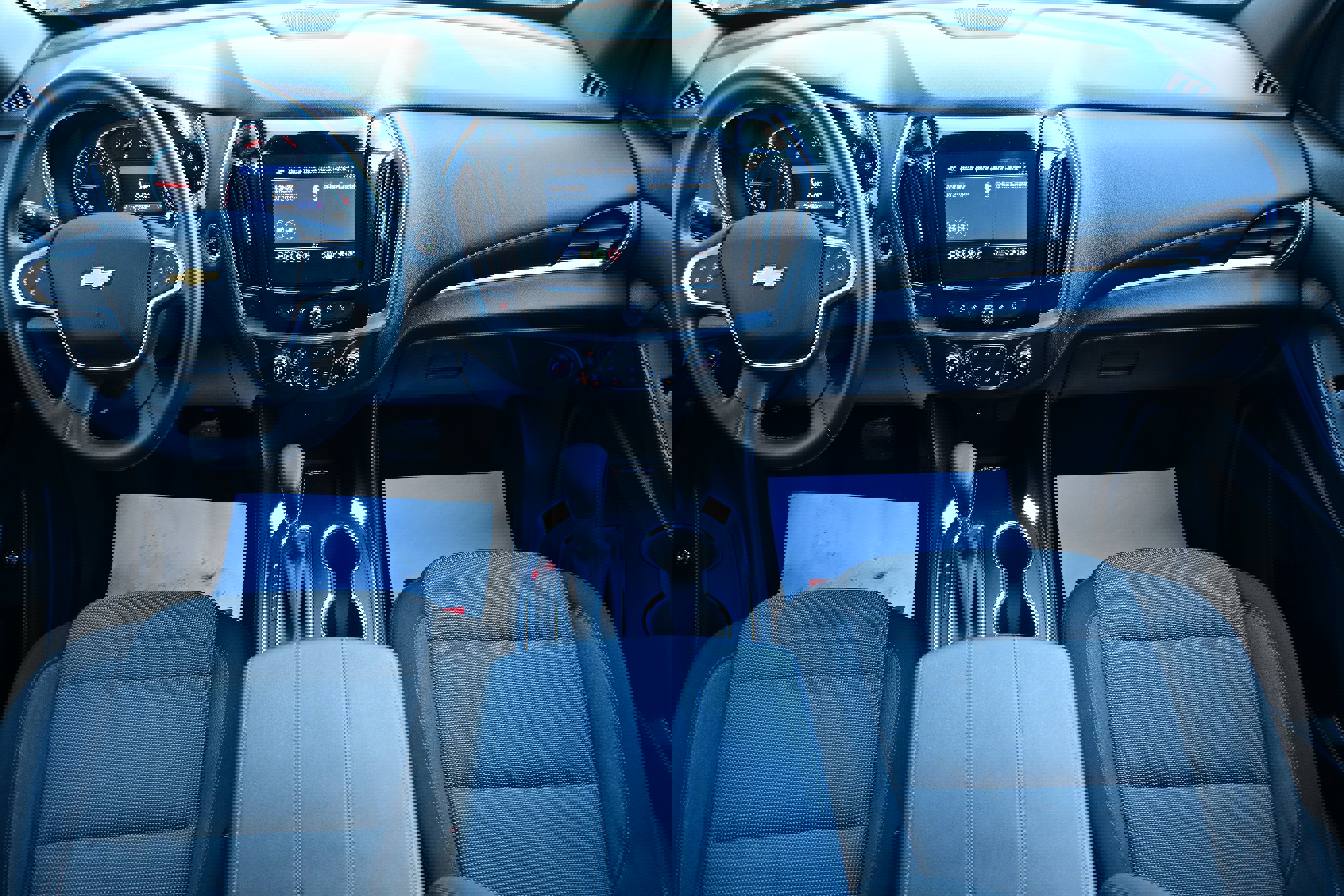 Used 2023 Chevrolet Traverse LT image 18