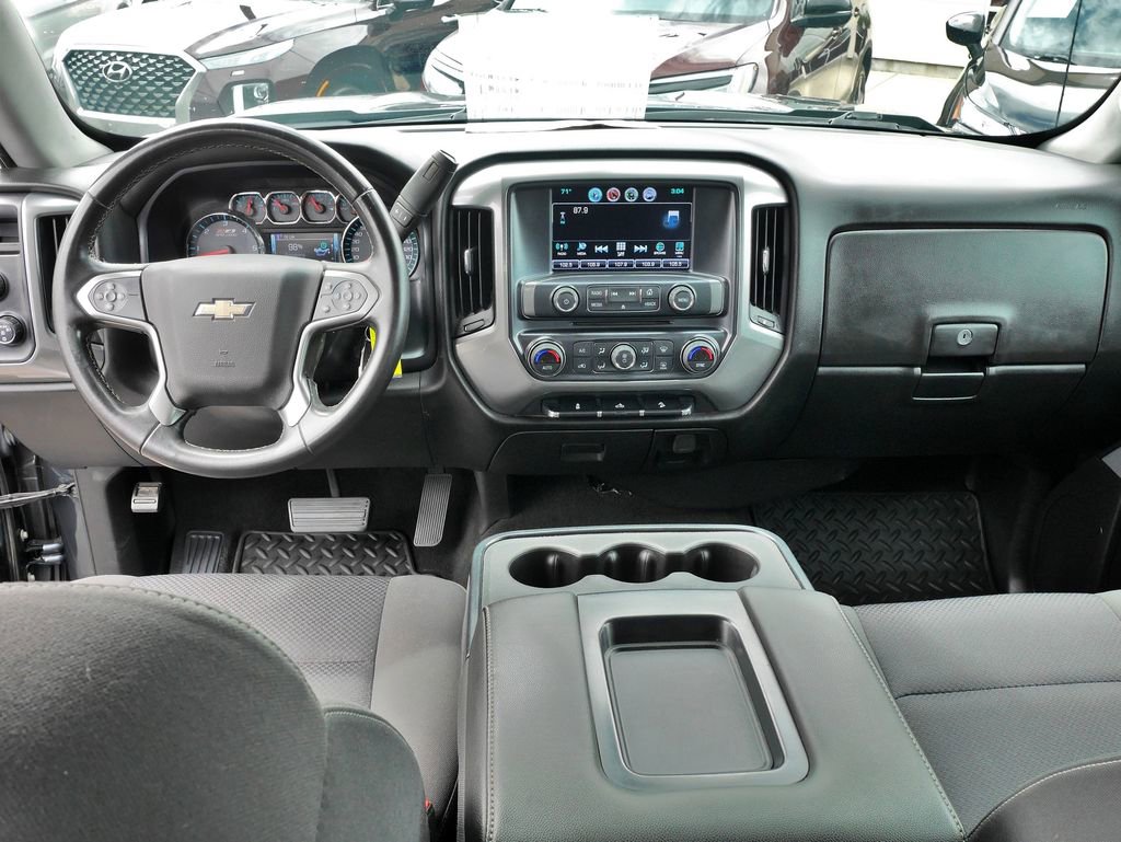 Used 2017 Chevrolet Silverado 1500 LT w/ LPO, Black Pack AWD/4WD image 17