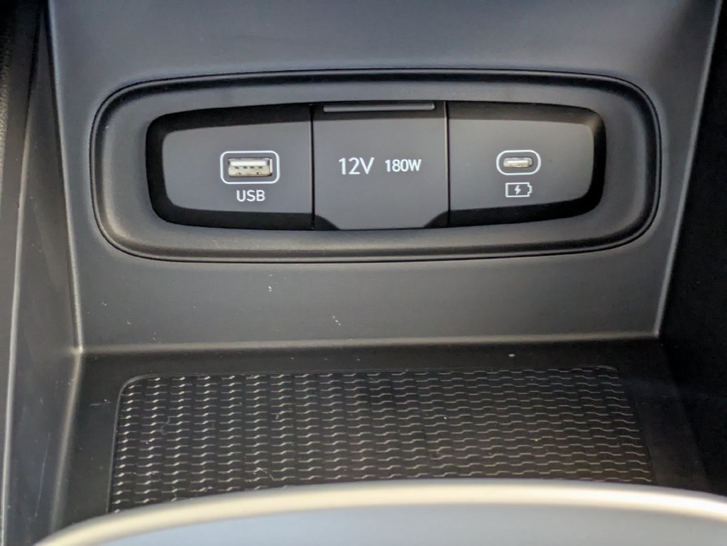 New 2026 Hyundai Venue SE FWD image 23