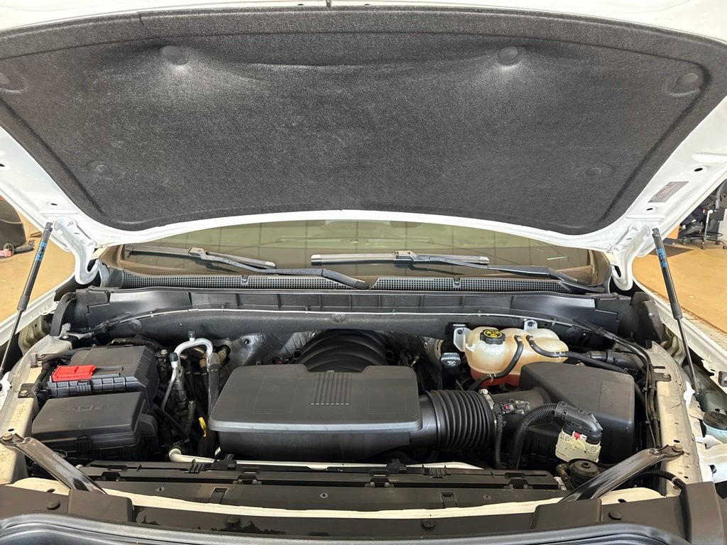 Used 2023 Chevrolet Suburban Z71 w/ Luxury Package AWD/4WD image 11