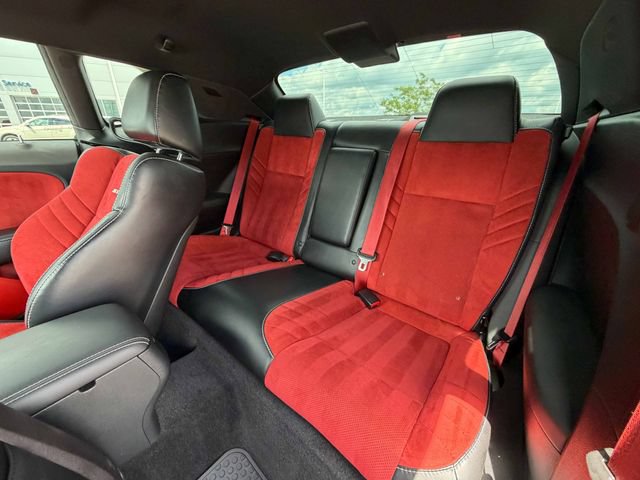 Used 2015 Dodge Challenger SRT Hellcat RWD image 26